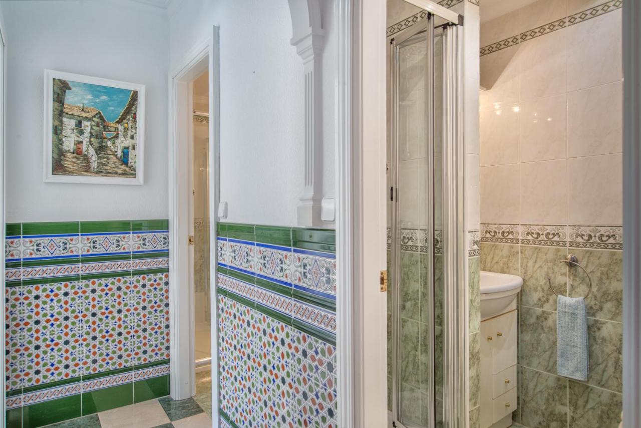 Apartamento De Sue - Parking Incluido! Torremolinos Eksteriør bilde